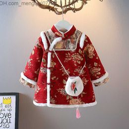 Robes pour filles Maillots de bain pour hommes Vêtements d'hiver pour filles Tang Qipao Princesse Broderie Coton Pad Enfants Rouge Nouvel An Vêtements Débardeur Z230803