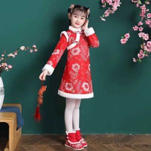 Girl's jurken Nieuwe Hanfu Girls Winter Velvet Gevoted kinderjurk 3-12 jaar oude meisjes prinsesjurk kerstjurk Chinees nieuwjaar doek