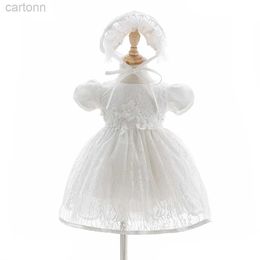 Robes de fille gonftues dentelle blanche bébé robe d'anniversaire robe de baptême pour enfant princesse porche porte fille vêtements avec chapeau 12 24 mois d240425