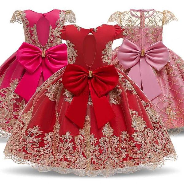 Robes de fille Red Bow Vêtements de fille fleur robes princesse pour la fête anniversaire imprimé ici robe de luxe enfants vêtements de Noël vêtements 240315