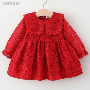 Girl's jurken lente herfst herfst peuter meisje kleding Koreaanse mode pop kraag lange mouw kanten baby 1e verjaardag jurken prinses jurk bc050 d240425