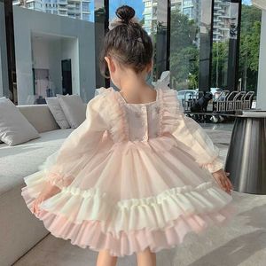 Robes de fille printemps filles vêtements style Lolita élégante robe de mariée en dentelle filles princesse fête reconstitution historique robe en tulle enfants vêtements 2-7 ansHKD230712