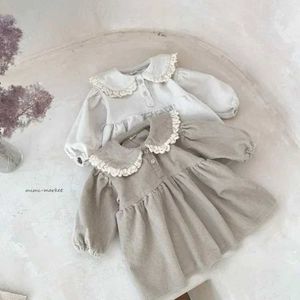 Robes de fille Spring Korea Baby Girls Robe Corchoy Robes en dentelle Ruffles Collier Full Manche pour tout-petit Robe