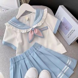 Robes pour filles Vêtements d'été pour filles jk Robe coréenne à manches courtes Fille Kawaii Chemise College Style Jupe plissée Deux pièces Ensemble 230609