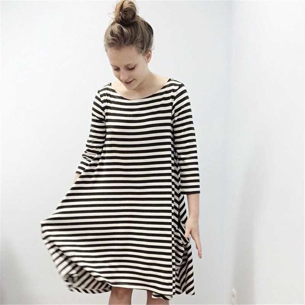 Vestidos de niña Adolescente Chica Verano Rayas Leche Fibra de seda 23 Manga suelta Causal Vestido Niños grandes Hermana Oufits Ropa para 1417 años Z0223