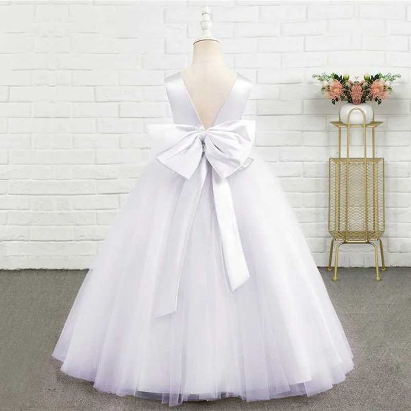 Robes de fille robe de mariée pour la demoiselle d'honneur fille Bow Bow Birthday Party Long Robe blanche 1ère communion Costume Costume Kids Gala Forme Vêtements