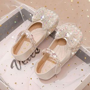 Chaussures princesse en cuir pour filles, petites chaussures simples en cristal brillant et diamant d'eau, nouvelle collection printemps et automne 2024