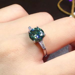 Anillo de diamante de 2 quilates para niñas y estudiantes, anillo de diamante de circón verde azul, anillo chapado en oro blanco geométrico, joyería de fiesta, regalo de cumpleaños