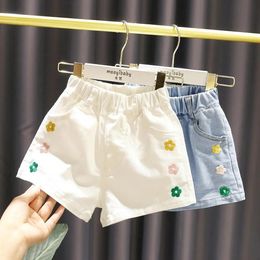 Girls Baby Broidered Denim Shorts Summer Childrens mignon Pantalon de lavage