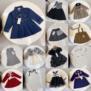 2t Girls Baby Kids Dress Niños pequeños Ropa de diseñador Conjuntos de falda Conjuntos de ropa infantil de algodón Tamaños 90-160 r9DR #