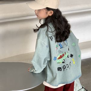 Meisjes auto brief gedrukt denim shirt kids revers single breasted lange mouwen uit slijtage shirt 2024 lente kinderen casual kleding Z7142