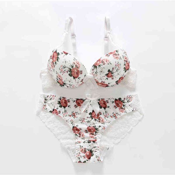 Girls Bra Set Set Fashion Sexy Lingerie Sous-vêtements Femelle en dentelle A réglable tasse mince plus taille push up L220726