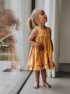 Filles robes de gilet en lin en coton enfants single poitrine falbala robe d'été enfants doux confort