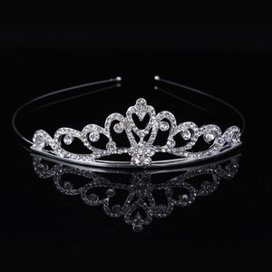 Pièces de tête des filles Girls Crystal Tiara Crown Rhinestone Head Pieds Bands de mariage Jewelry Hair Accessories Princess Heart