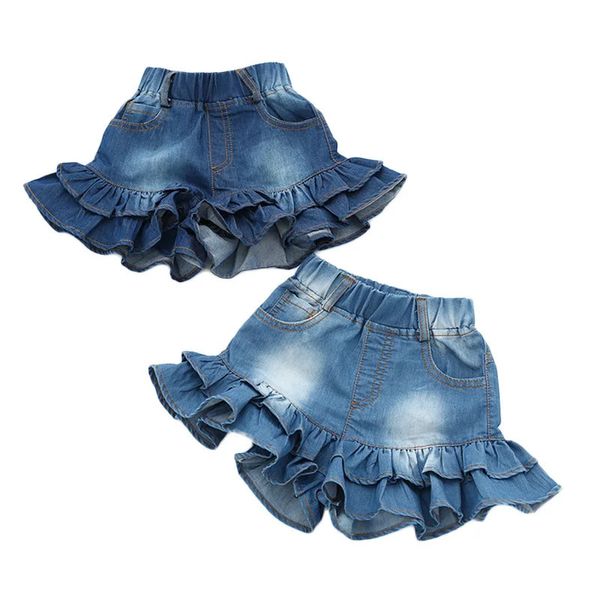 Pantalones cortos de mezclilla para niñas 2 capas volantes de encaje jeans para niñas para niños pantalones cortos de verano pantalones cortos 240418