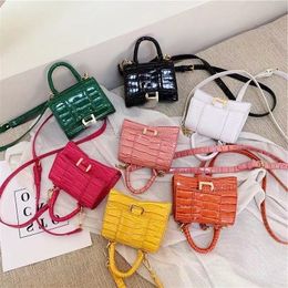 Borse per ragazze firmate moda di lusso per bambini lettera in metallo fibbie una borsa a tracolla per bambini borsa a tracolla casual con catena in PU F209