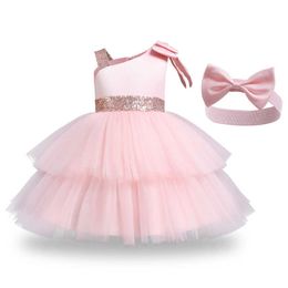 Nieuwe kledingsets Kleine en middelgrote schuine nekavondjurk voor kleine en middelgrote kinderjurk Little Princess Dress