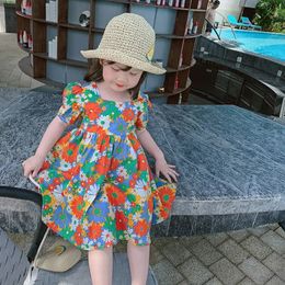 Meisjes kleden zomer Koreaanse zoete baby madeliefje gefragmenteerde bloem casual fahion volledige afdruk losse prinsesjurken 240403