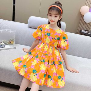 Les filles s'habillent d'été à manches courtes princesse motif floral robe à volants fête vêtements pour enfants vêtements pour enfants en gros Q0716
