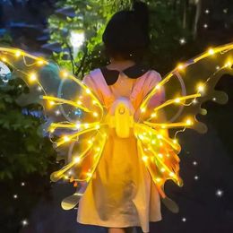 Meisjes elektrische vlindervleugels met muzieklichten gloeien glanzende kleden bewegende sprookjes voor verjaardag bruiloft Kerstmis 240407