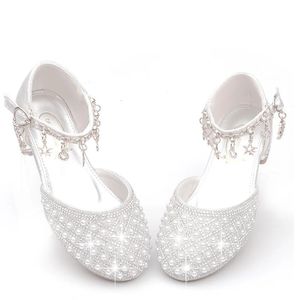 Filles High Heel Chaussures For Kids Pearl Teen Crystal Party Princess Chaussures Childdans Childding Mariage Forme Forme Footwear Footwear Footwear 240412
