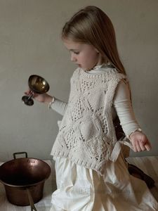 Gilet pull en crochet ajouré pour filles, gilet tricoté avec nœuds à lacets, vêtements de princesse pour enfants de printemps 2024, Z6959