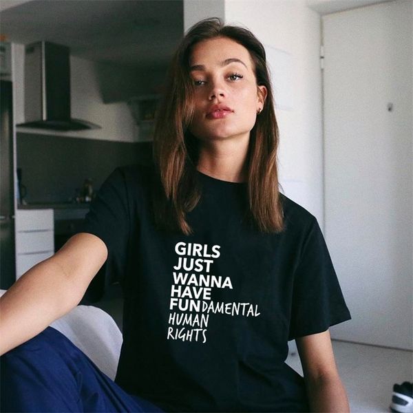 Les filles veulent juste avoir les droits de l'homme fondamentaux Imprimer T-shirt féministe Femmes À manches courtes D'été O-cou Tops Tees Camisetas Mujer 220506