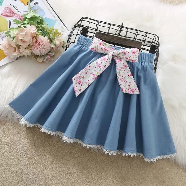 Girls Kids Denim Jirts Summer Elegant Children Vêtements 100% Coton Bowtie Lace Child Mini jupes pour filles 9 10 ans 240419