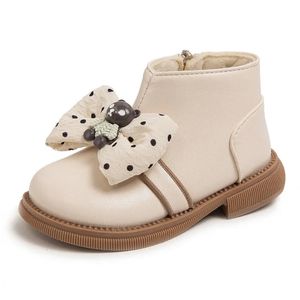 Meisjes leren schoenen Herfst babywandelschoenen Mode Boog Winter Pluche korte kinderlaarzen 240229