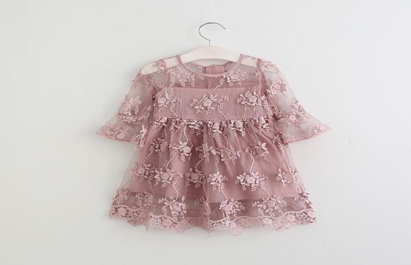 Girls Princess Dress Children Broidery Fleurs Half Mancheve Party Robe 2017 Nouveaux enfants Collier Round Lace Crochet Falbala DR8380021