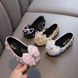 Filles Princesse Chaussures paillettes Luxury Party Shallow Children Ballet Flats 21-36 Band élastique Fashion Lace Bowknot Kids Dance Shoes 240417