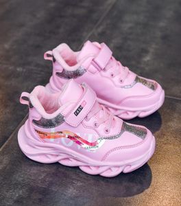 Chaussures de filles 2020 Style d'hiver avec enlecene Filles Sneakers Girls Chaussures en coton Cotonpadd Coreanstyle Baby Winter Shoes7414429