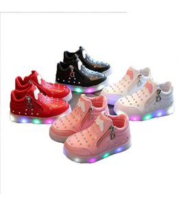 Filles sneakers filles enfants chaussures LED Lumineuses avec des lumières Sneaker Printemps Chaussures d'automne Toddler Baby Girl Shoes6032617