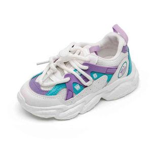 Zapatos deportivos para niñas 2021 Primavera Nuevos zapatos para correr transpirables de malla para niños Zapatos casuales antideslizantes para niños G220517