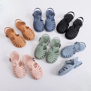 Stijlvolle holle sandalen met zachte zool voor meisjes, geleischoenen met platte bodem, babywandelschoenen, perfect voor avonturen van kleine ontdekkingsreizigers