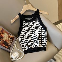 Chicas Tanques Camis Tops Tees Cultivos de mujer Camisetas de punto Suéter de mujer Diseñador de punto Otoño Invierno Cardigans Doble F Abrigos sueltos de punto Tejidos