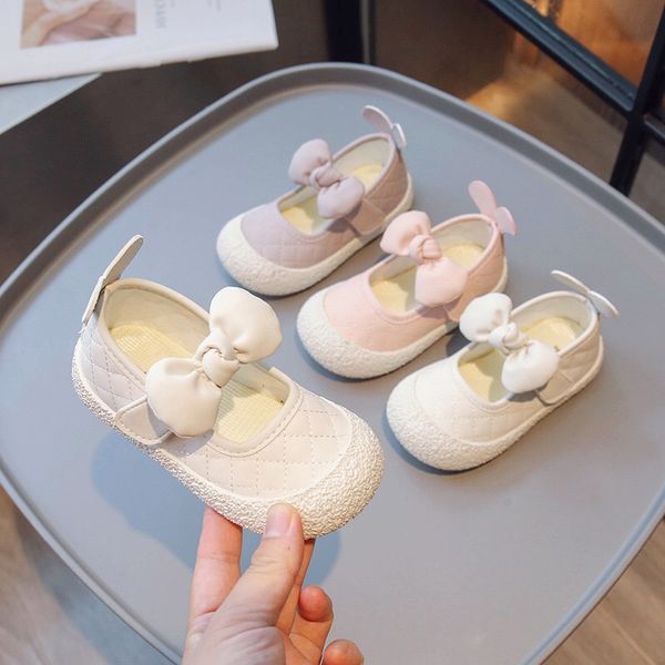 Chaussures de la princesse Velcro pour filles Babins filles habitaires de nœuds petites chaussures en cuir de petites filles