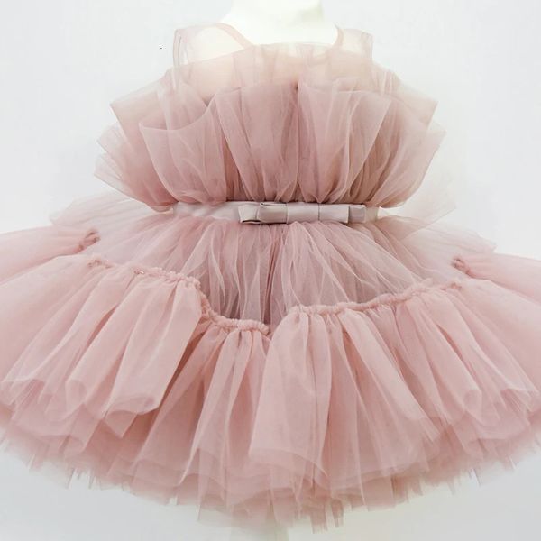 Girls Wedding Princess Robe bébé enfants élégant fête Tutu Robe de bal moelleuse Enfants Bridesmaids Evening Tulle Birthday Robes 240407