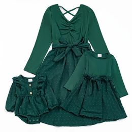 Girlymax Navidad Invierno Hunter Verde Swiss Dot Bebé Niñas Ropa para niños Mamá Me Vestido Mameluco Familia Mirada Hermano 240301