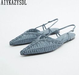 Gladiateur sandalias coupé creux de sandales causales chaussures plates plats femmes pantoufles de plage d'été oxfords mules diapositives 240412