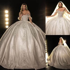 Robes de mariée robe de bal glamour sans bretelles sur l'épaule pailletée avec les demandeurs robe de cour perlée perlée sur mesure plus côté robes De Novia