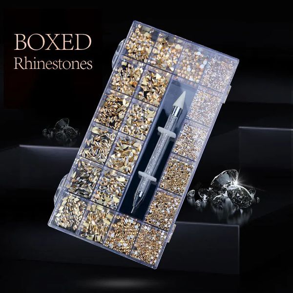 Glass Diamond Nail Art Rinaste Charmes mixtes Pièces de ongles Bijoux Nail Art Crystal décorations Accessoires Manucure Pierre 240401