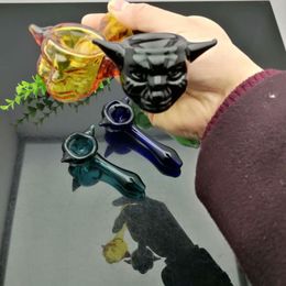 Tuyaux en verre fumeurs du narguilé à la fabrication de bongs à la main