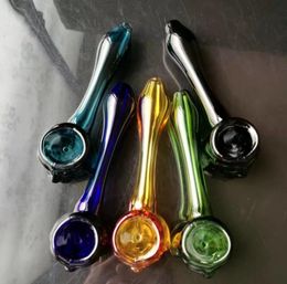 Fabrication de pipes à fumer en verre Narguilé soufflé à la main Bongs Pipe en verre à tête fantôme colorée de haute qualité