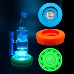 Bong Glazen Waterpijp Waterpijp Vervangbare Knoopcelbatterij LED Siliconen Voet Bumper 3in-4.25in Rechte Buis of Bekervoeten 420 Volwassen Feestcadeaus voor Stoners Accessoire