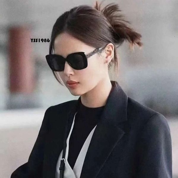 Gafas Nuevo diseñador Marco grueso negro para mujeres Avanzadas en estilo Personal Fashion Spicy Girl Eye LS Sunglasses 9994