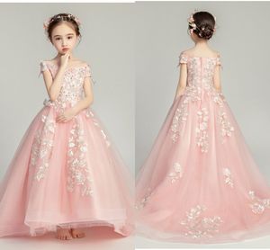 Glitter kralen roze kant bloem meisje jurken met een trein off schouder korte mouwen speciale gelegenheid jurk kleine meisjes partij afstuderen
