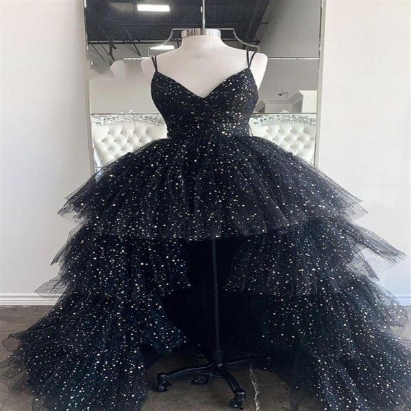 Glitter Black Hi Low Prom Vestidos de noche con correas de espagueti Tul en capas Lentejuelas Parte delantera corta Parte trasera larga Cóctel Pagean3482