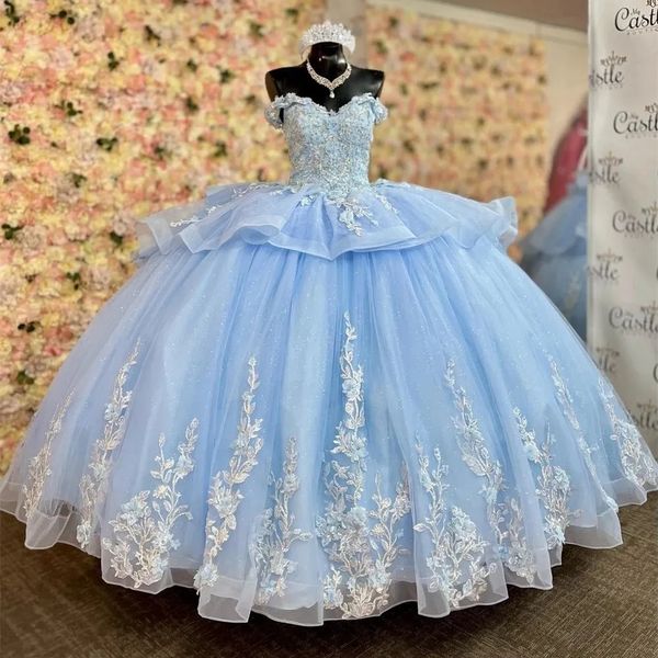 Glitter Light Blue Quinceañera Vestidos de baile 2023 Volantes fuera del hombro Vestido de fiesta Vestido de desfile junior Vestidos con gradas De 15 años