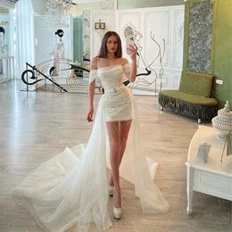 Robes de mariée fourreau courtes pailletées scintillantes avec train détachable spaghetti sur l'épaule robes de mariée de plage moderne robe de novia